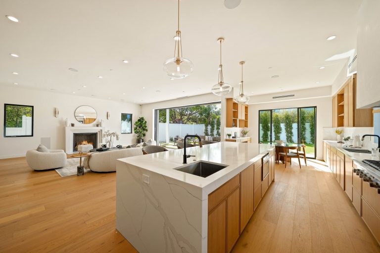 1723 S Corning Street-32