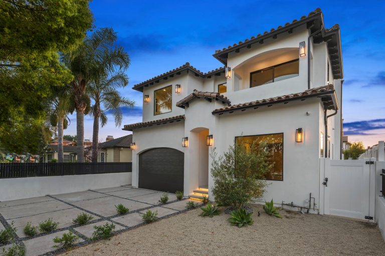 1723 S Corning Street-66