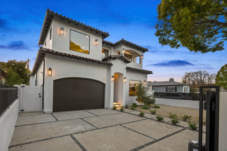 1723 S Corning Street-67