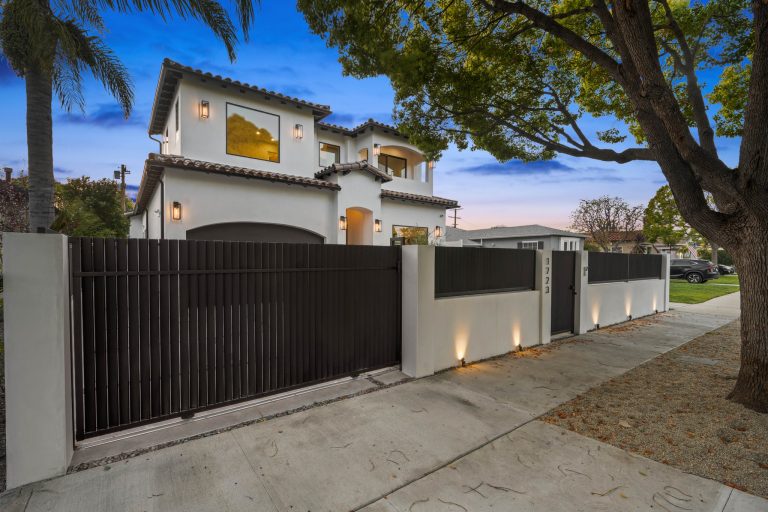 1723 S Corning Street-69