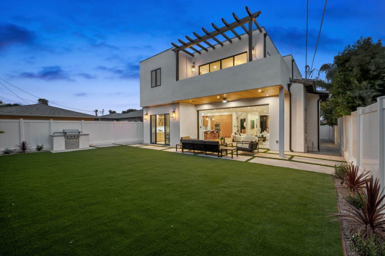 1723 S Corning Street-84